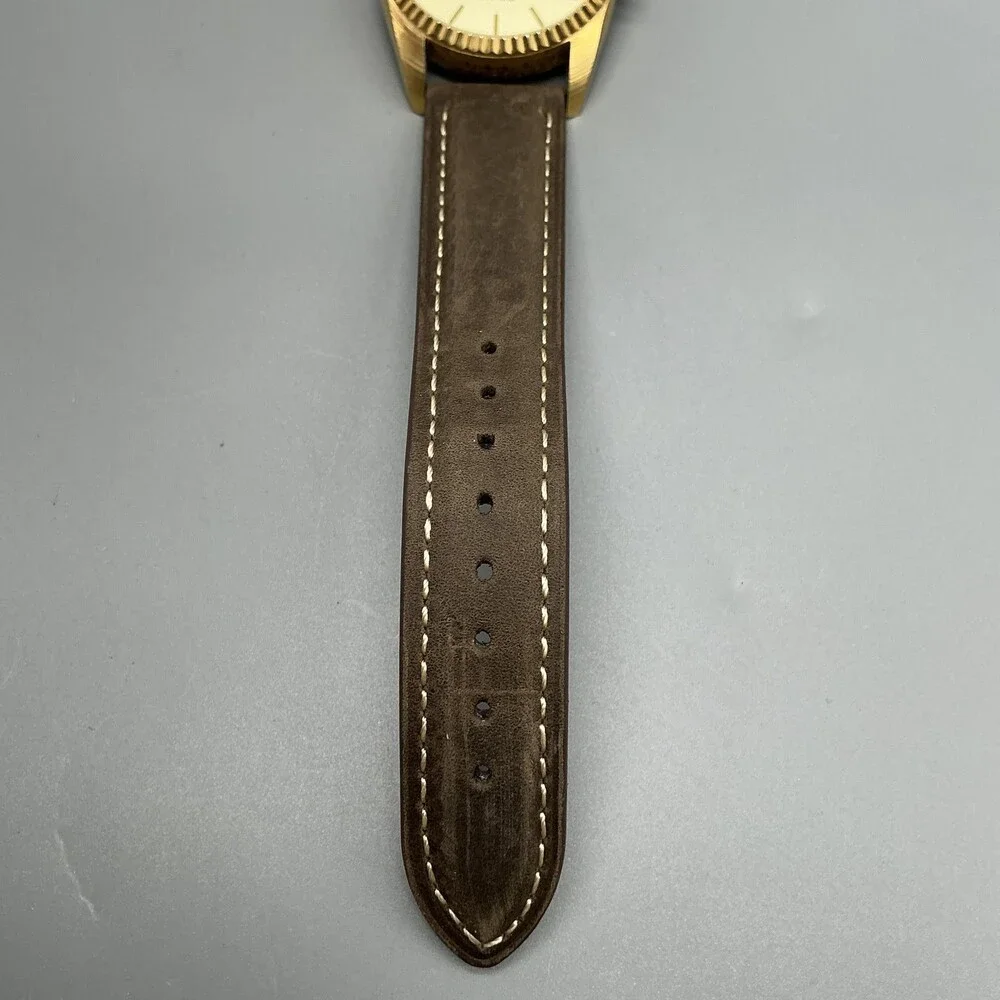 Croton Manhattan Mens Watch 34mm Champagne Dial Leather Diamond New Battery